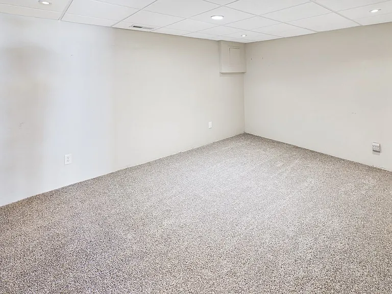 105 Northwood Dr — Photo 3