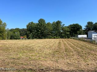 E Broad St, Smithville, TN 37166