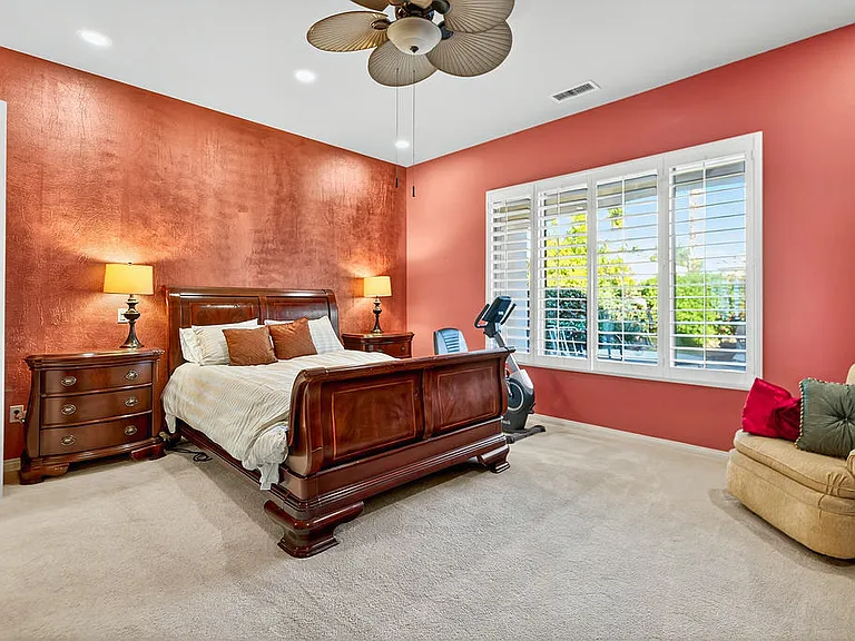 81656 Avenida De Baile — Photo 11