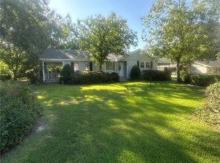 1324 Lamarque St, Mandeville, LA 70448