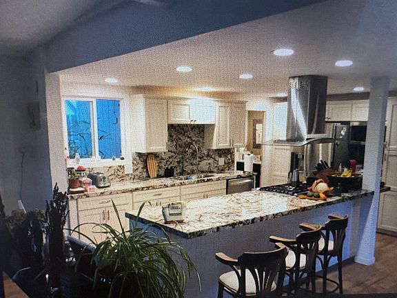 4th image of 1470 Ridgeway St #D