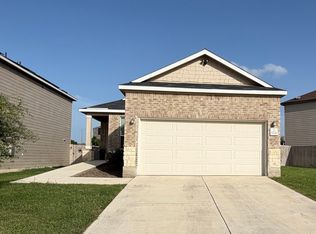 5530 Castle Brook Dr, San Antonio, TX 78218