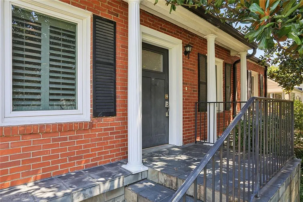 3 bed, 1.0 bath, 1486 sqft, $2,900 — Photo 3