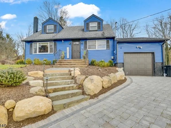 23 Madison Dr, Ogdensburg Boro, NJ 07439