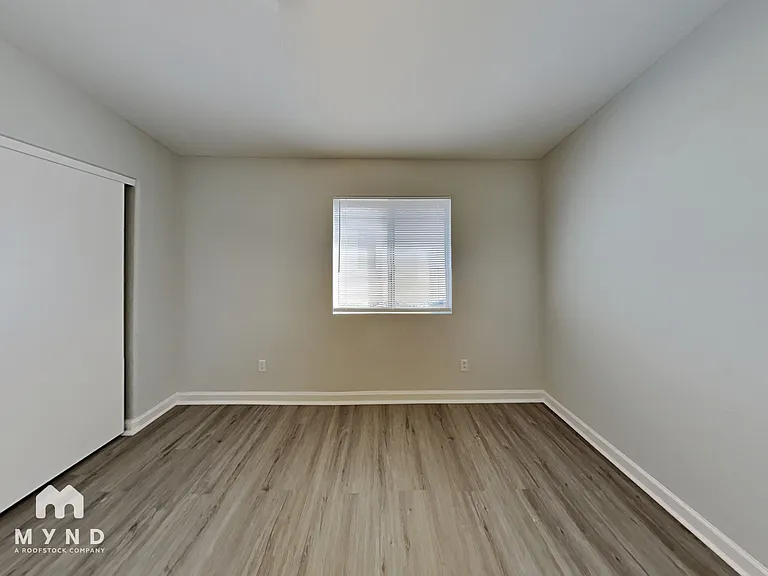6602 Elk Creek Ln — Photo 16