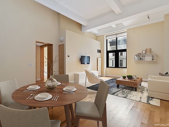 4th image of 135 W 70th St APT 3H