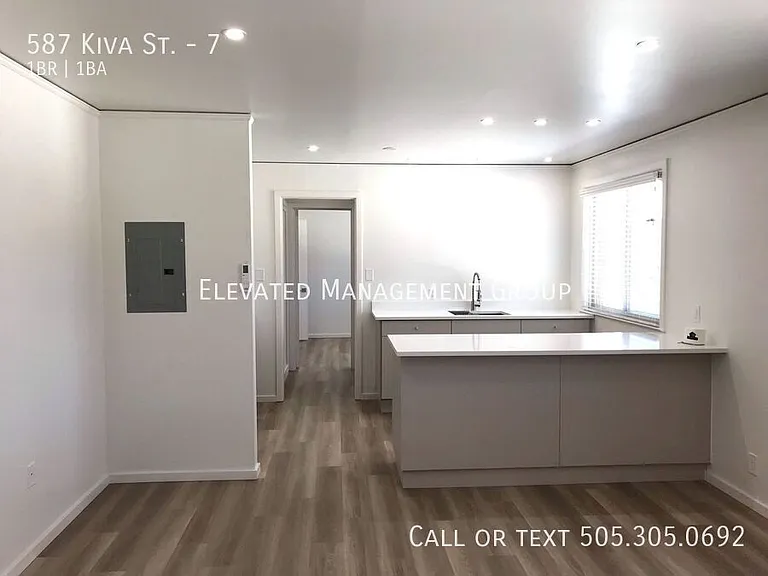 587 Kiva St #7 — Photo 2