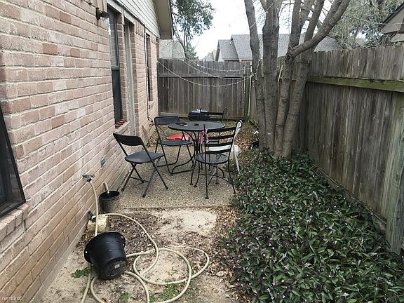 4th image of 2506 Hickory Dr