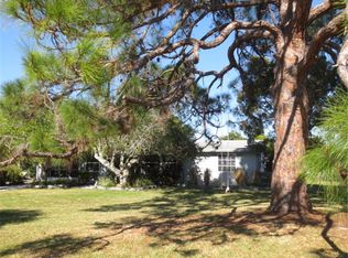 1122 Brown St, Englewood, FL 34224