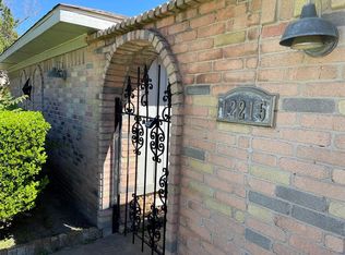 12215 Charing Cross Dr, Houston, TX 77031