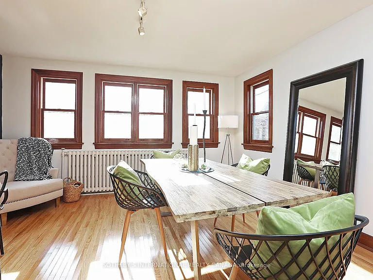 19 Melgund Rd #UPPER — Photo 13