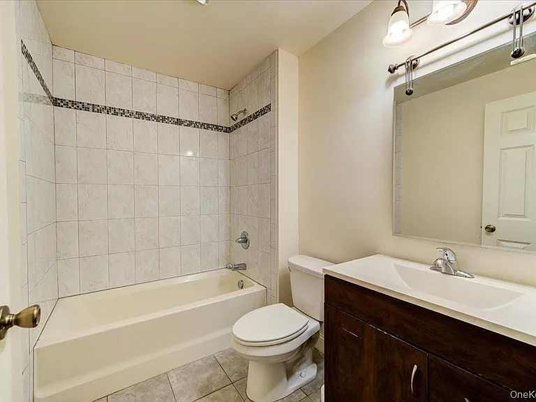 308 Main St #2 — Photo 11