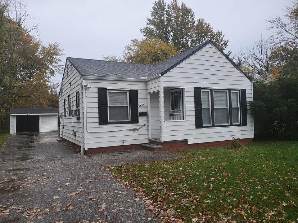 1st image of 2553 Greenvale Rd