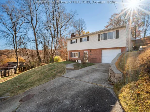 902 Mound Ave, Charleston, WV 25309