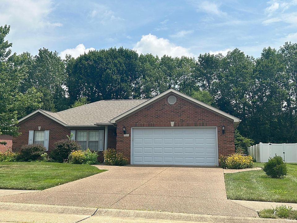 1st image of 4654 Lincoln Pointe Dr