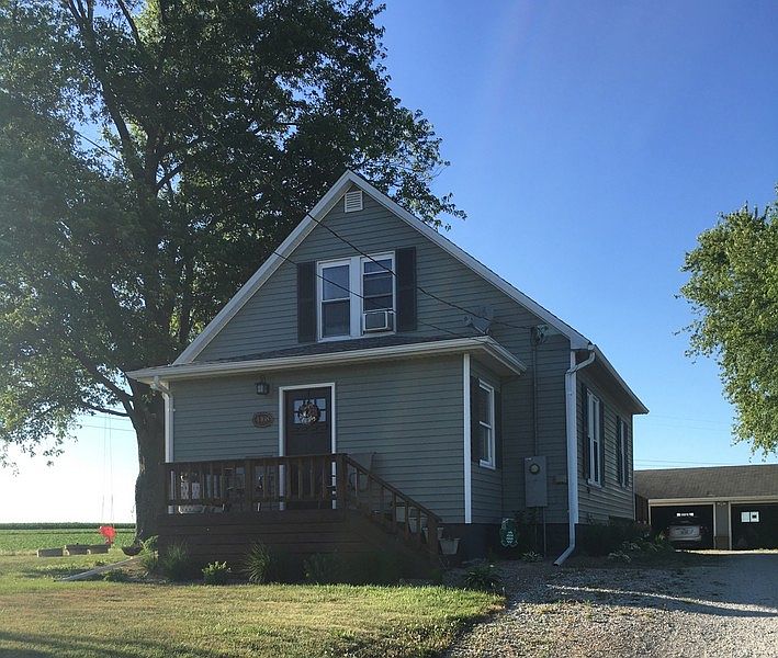 Front of House
						:
						All new siding and new front deck