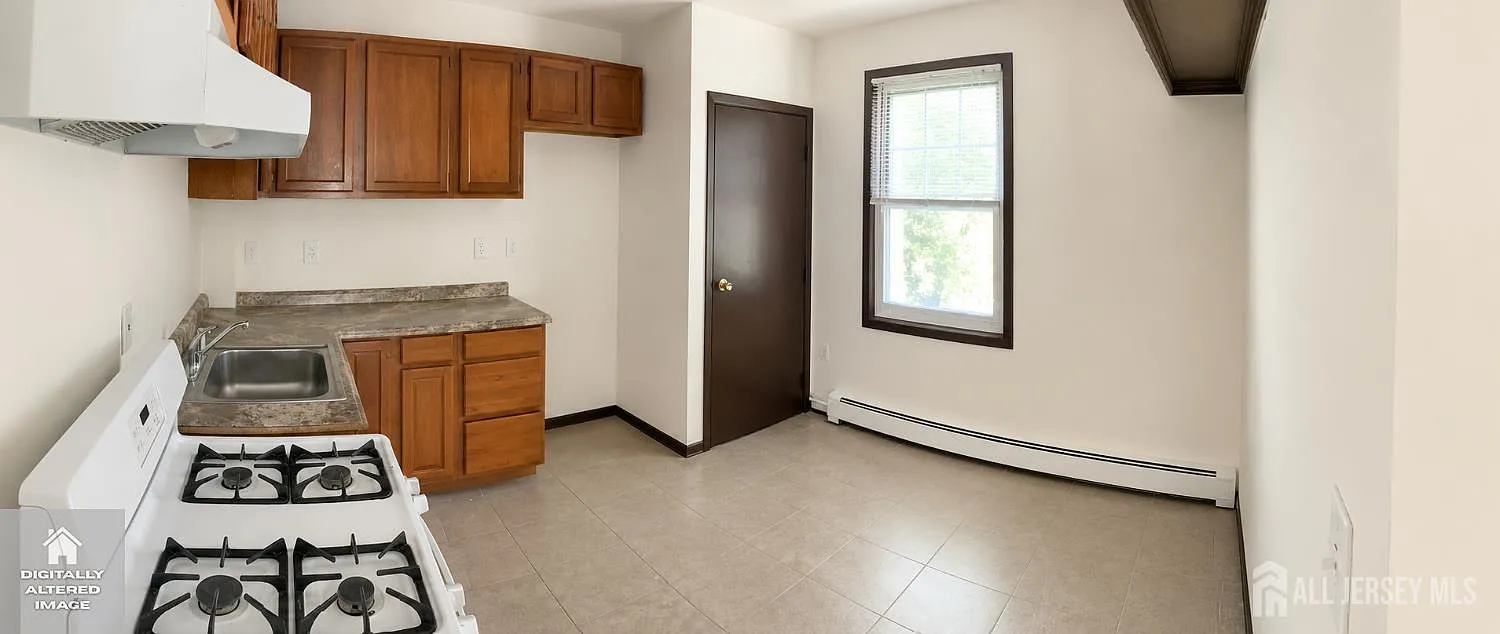 2 bed, 1.0 bath, $2,350 — Photo 3