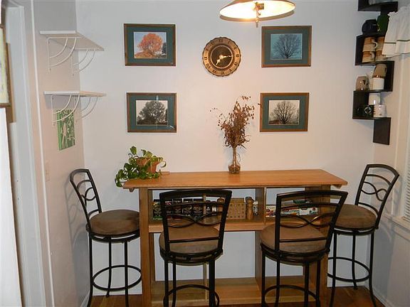 4th image of 226 Mann Ave