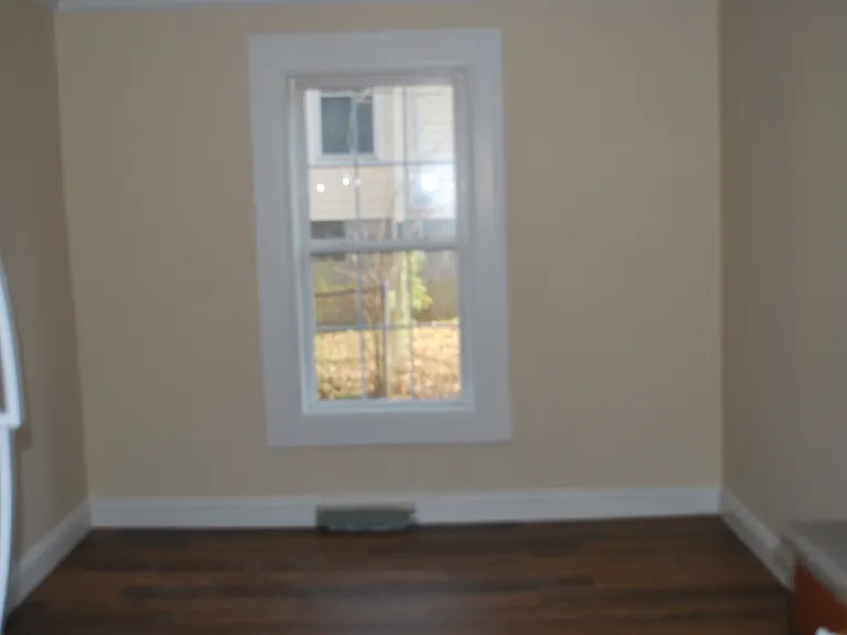 610 Oak St — Photo 7