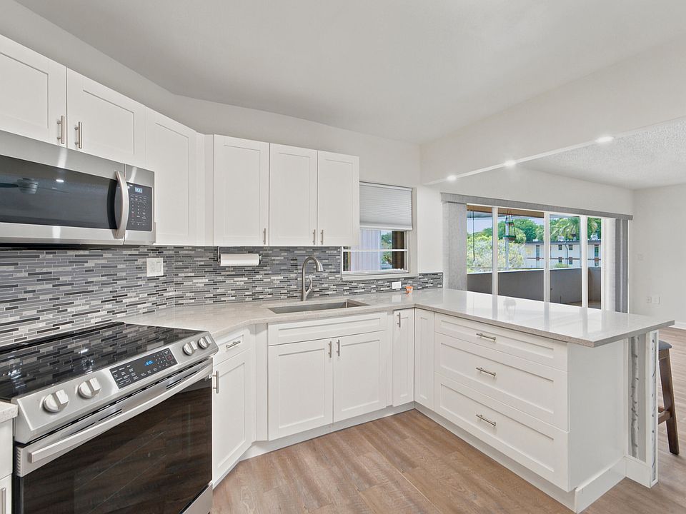 1st image of 4 Greenway Vlg N Unit 203