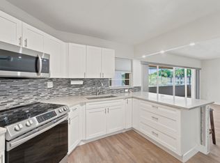 4 Greenway Vlg N Unit 203, Royal Palm Beach, FL 33411