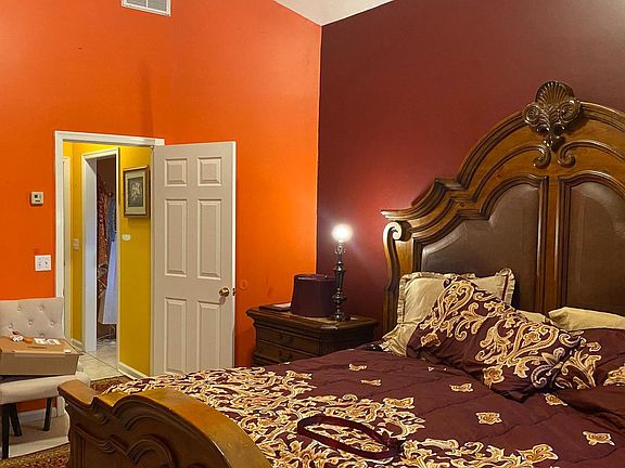 5th image of 160 Nina Ln