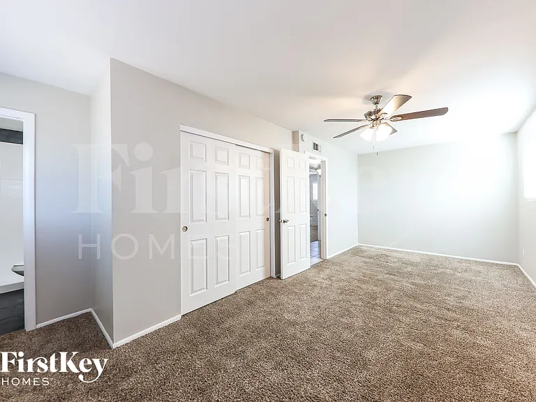 14623 N 32nd Pl — Photo 13