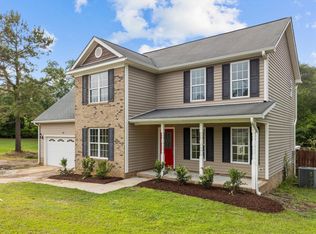 228 Bear Creek Dr, Raeford, NC 28376