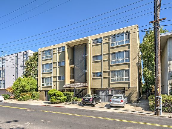 2nd image of 344 Monte Vista Ave APT 1B