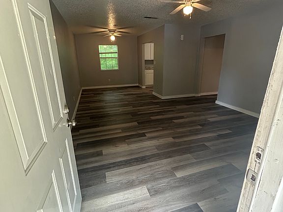 2nd image of 190 Walker Rd
