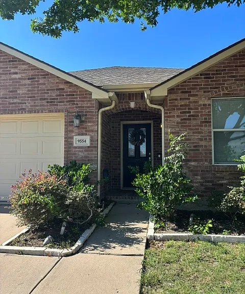 9554 Byron Dr — Photo 12