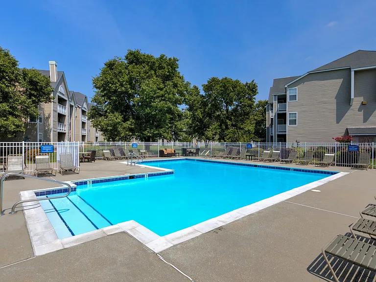 Featherstone Apartments at Kiln Creek — Photo 13