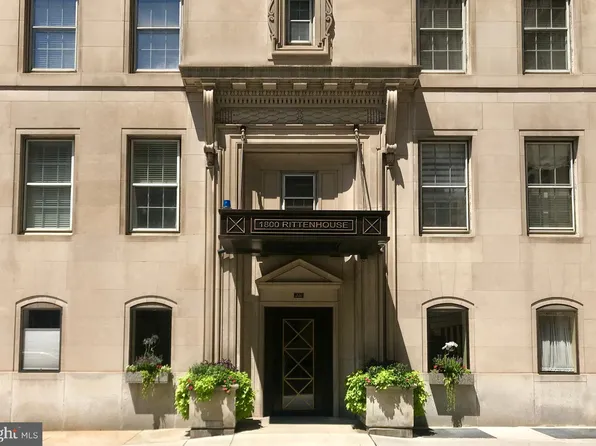 250 S 18th St APT 600, Philadelphia, PA 19103