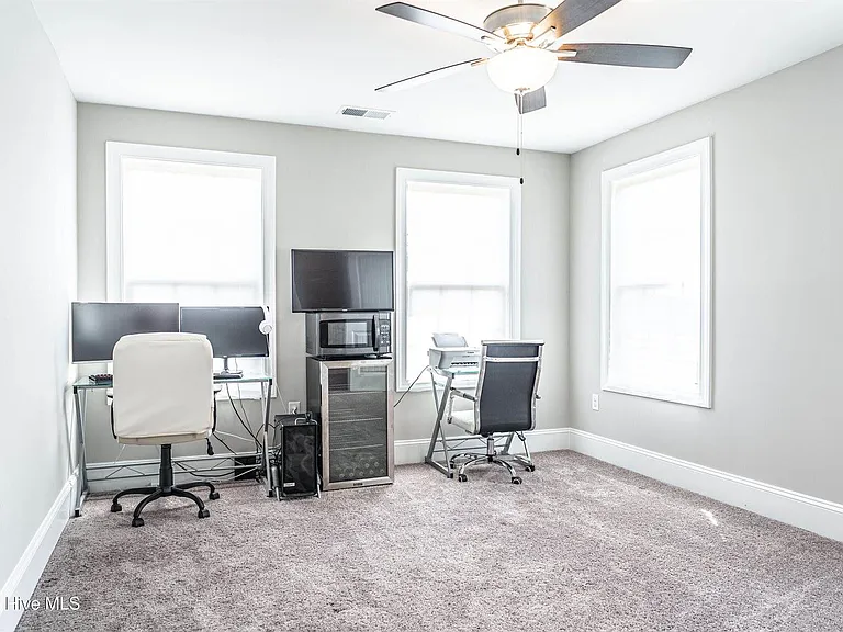 315 Mashie Ct — Photo 26