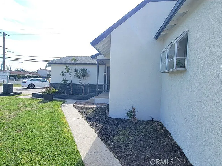 8001 Coral Bell Way — Photo 35