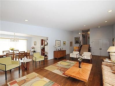4th image of 530 Sunset Ln