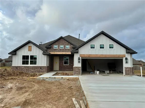 3633 Slocum Hill Dr, College Station, TX 77845