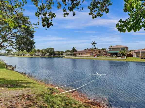 2030 Bayberry Dr #2030, Hollywood, FL 33024