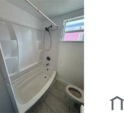 2729 E Commerce St — Photo 17