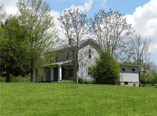 1846 Eastbrook Rd, New Castle, PA 16101