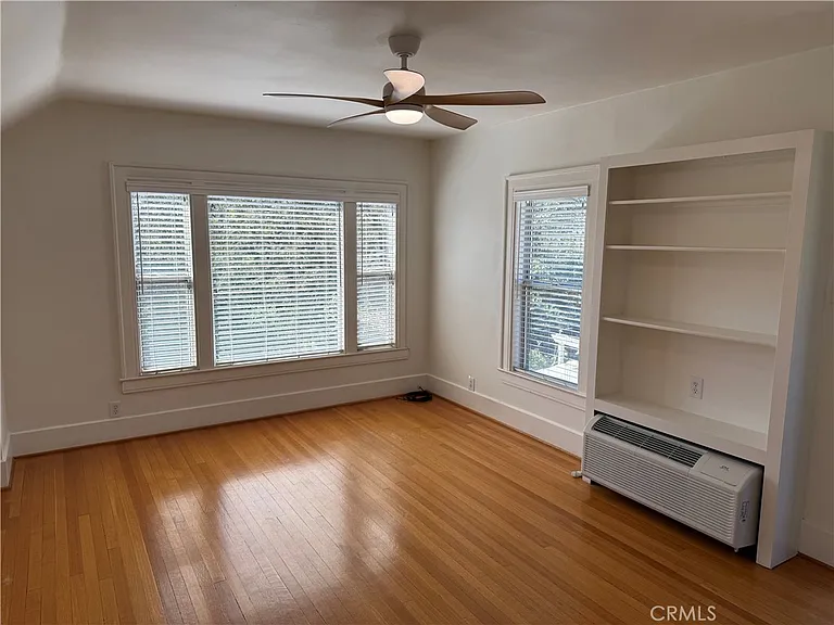 940 Norumbega Dr — Photo 4