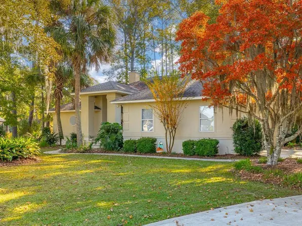 316 Oak Grove Island Dr, Brunswick, GA 31523