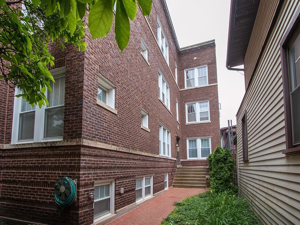 1st image of 3351 N Clifton Ave APT 3E
