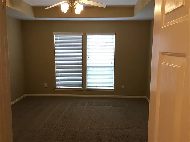 4922 Chase More Dr — Photo 5