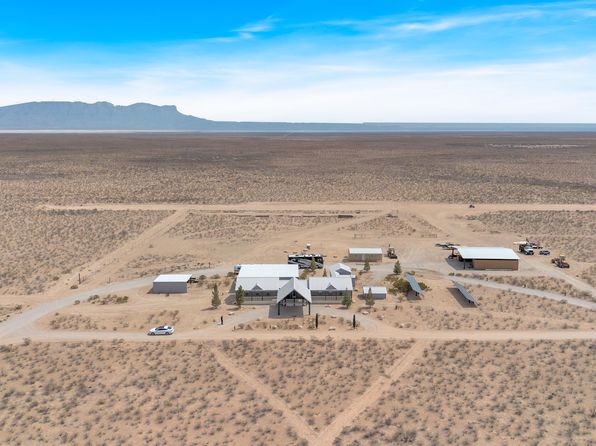 32690 Highway 1437, Salt Flat, TX 79847