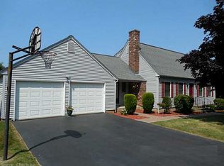 11 Ironwood Ln, Middletown, CT 06457