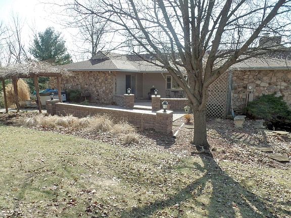 2nd image of 1830 Aspen Ct