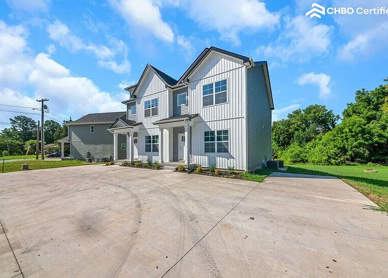 616 Lafayette Rd — Photo 29