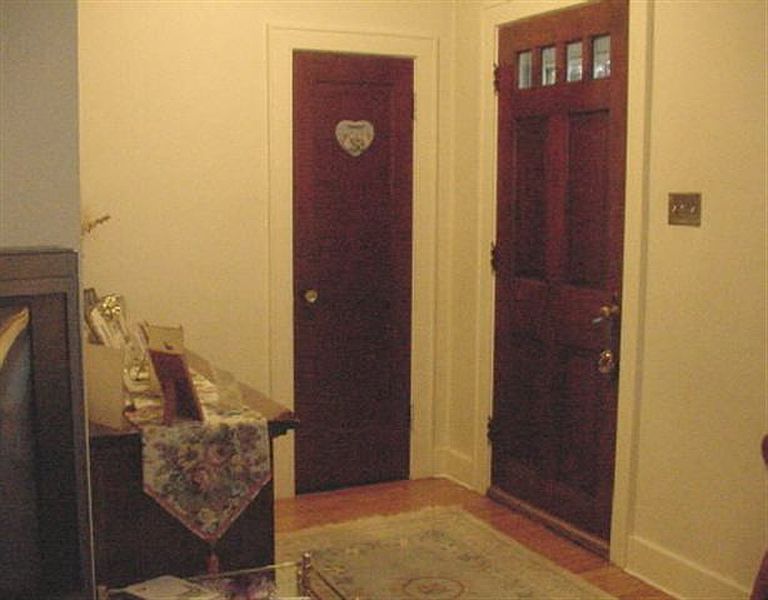 3rd image of 1628 NOTT Street