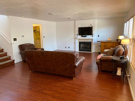 3rd image of 6800 Honeylocust Ave NW